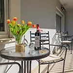 Iva * Crikvenica