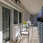 Iva Apartament *