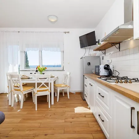Iva Apartman