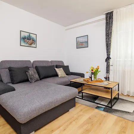Apartman Iva