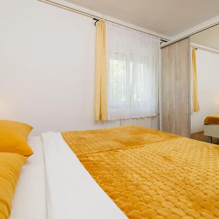 Apartment Iva Crikvenica