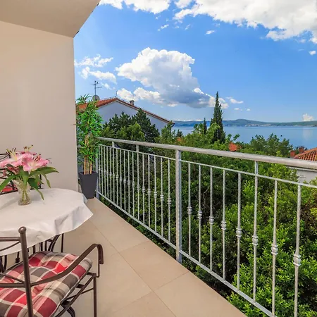 Iva Apartament Crikvenica
