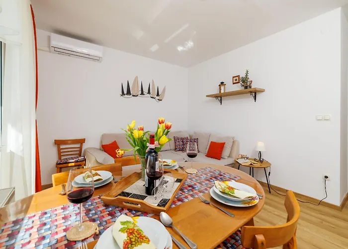 Iva * 크리크베니카